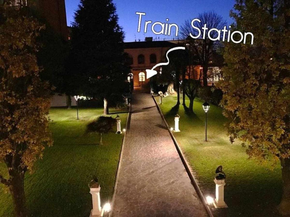 Bed and Breakfast Relais Toti Beb Bed E Breakfast Мольяно-Венето Экстерьер фото